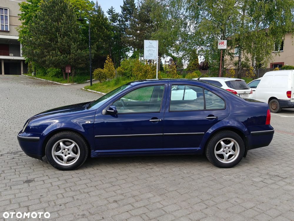 Volkswagen Bora 1.6 Comfortline - 16