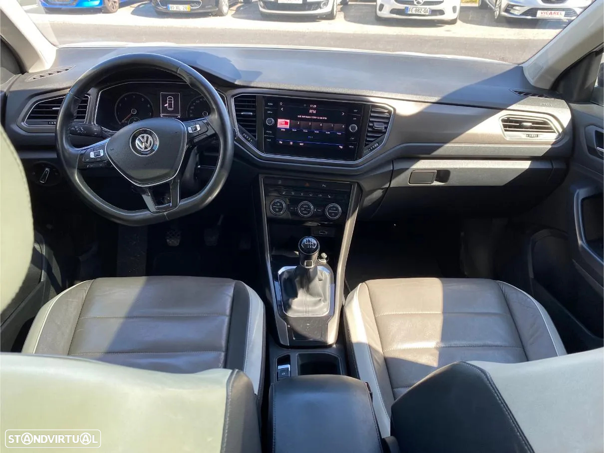VW T-Roc 1.0 TSI OPF UNITED - 17