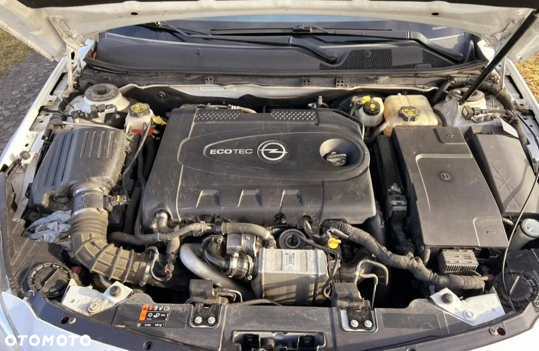 Opel Insignia - 14