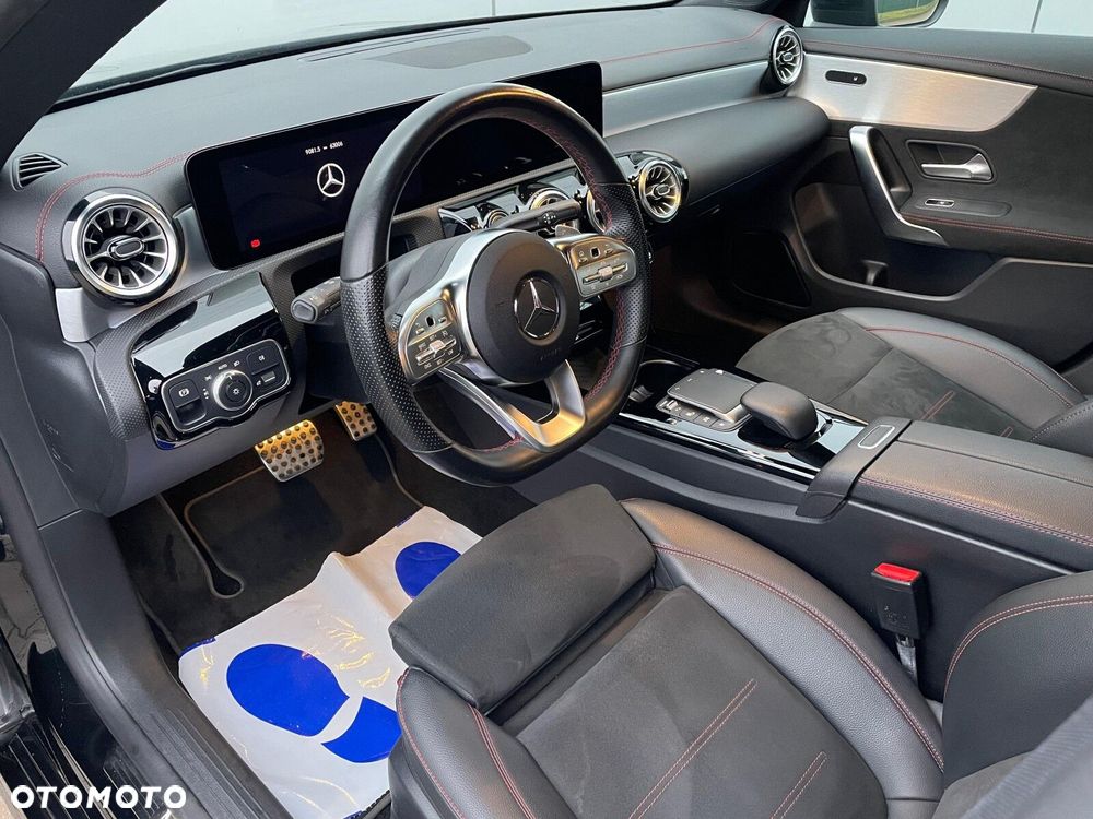 Mercedes-Benz CLA - 11