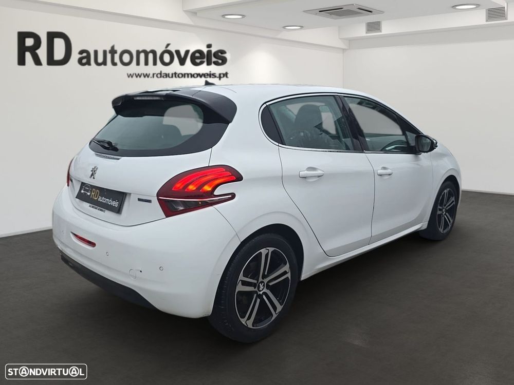 Peugeot 208 1.6 BlueHDi Active - 3
