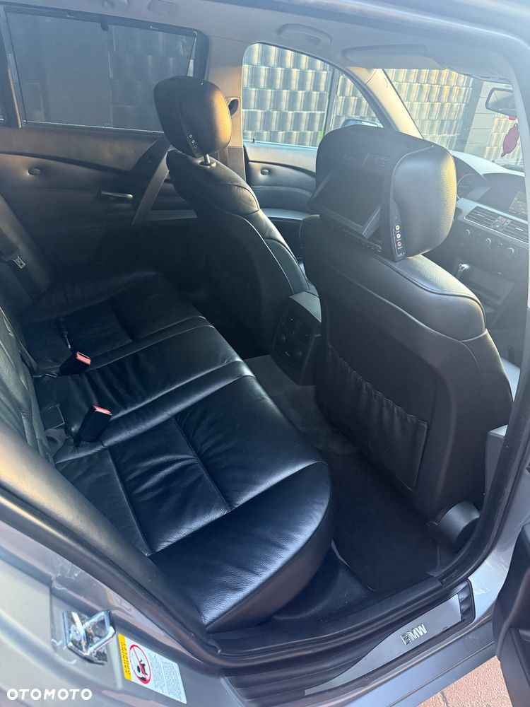 BMW Seria 5 525d - 5