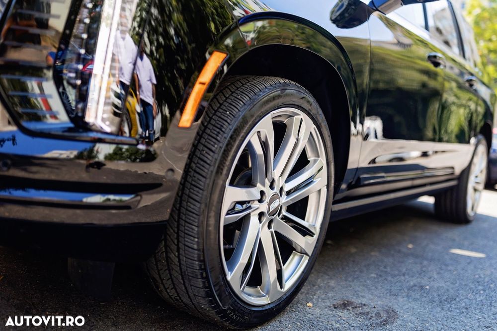 Cadillac Escalade - 10
