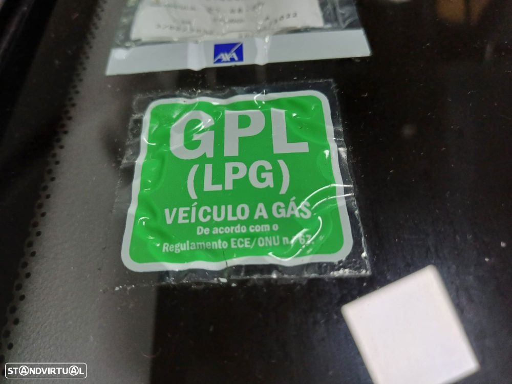 Mitsubishi Lancer SW 1.6 Comfort BT - 11