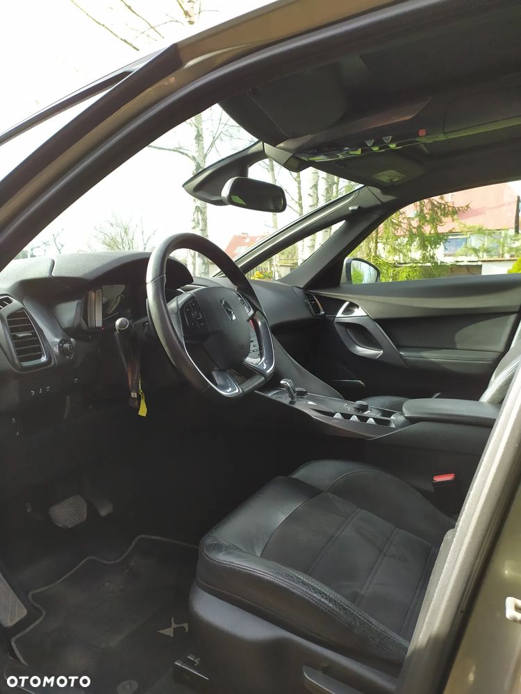 Citroën DS5 2.0 HDi Hybrid4 Pure Pearl MCP - 13