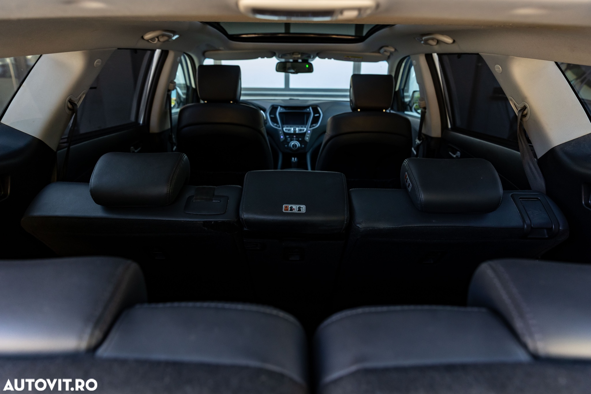 Hyundai Grand Santa Fe 2.2 CRDi ISG 4WD Aut. Luxury - 4