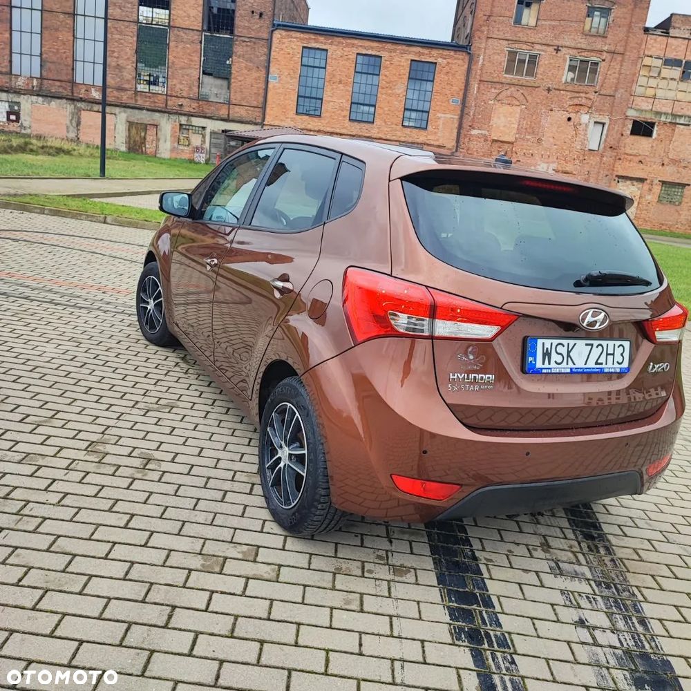 Hyundai ix20 - 7