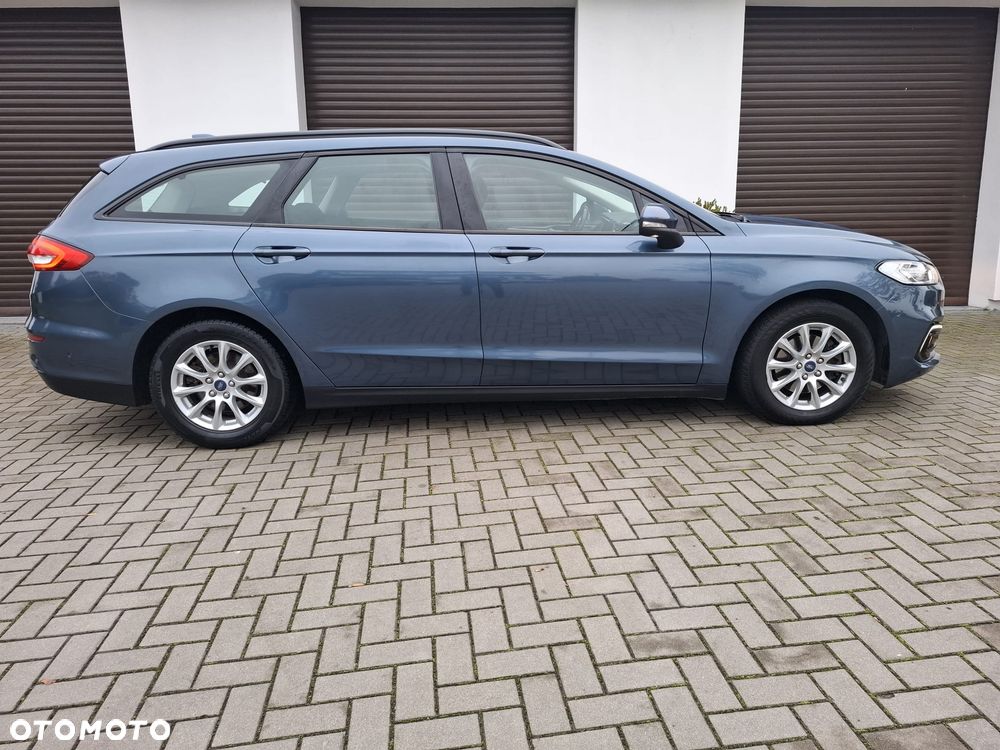 Ford Mondeo - 12