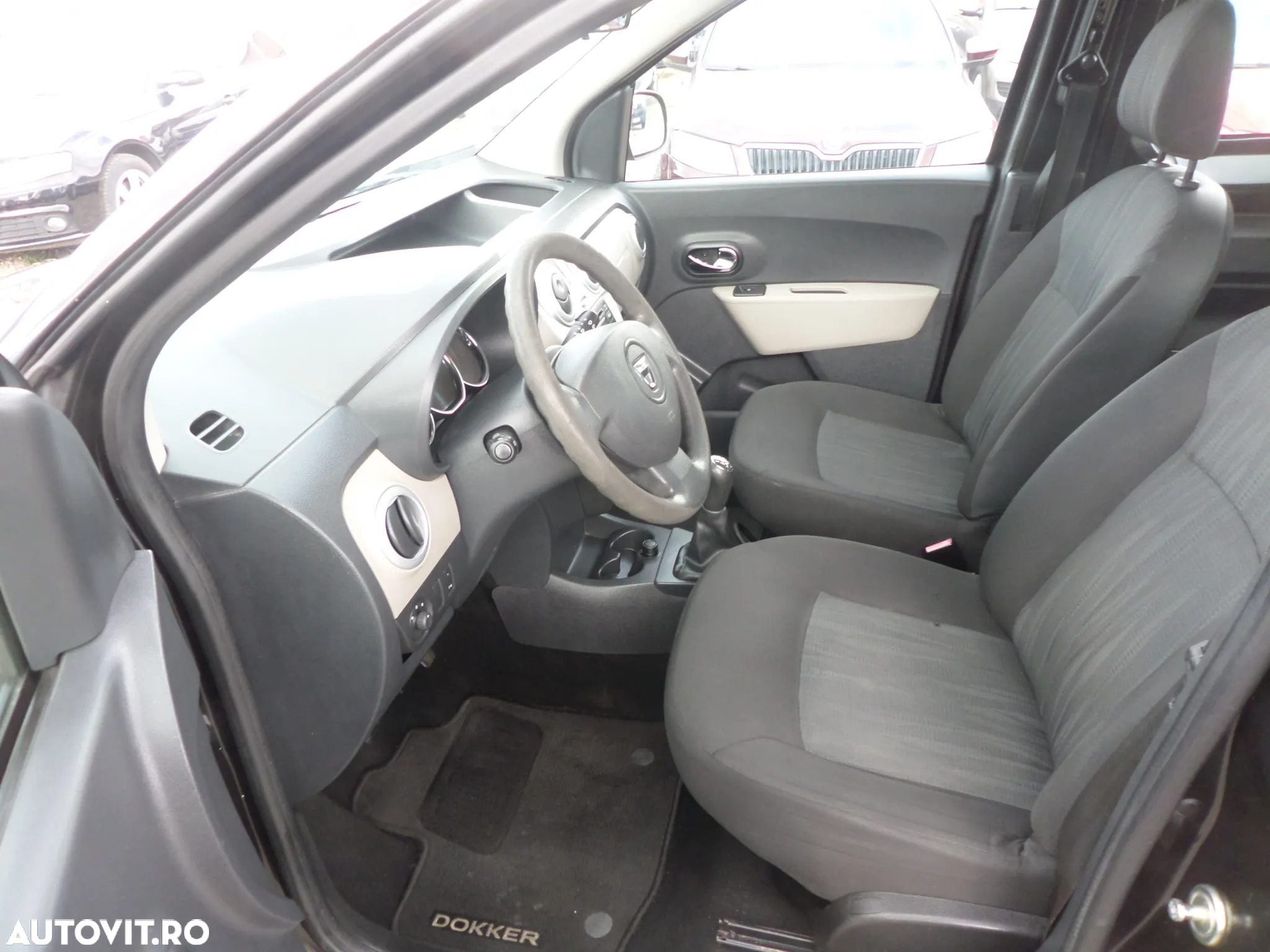 Dacia Dokker 1.5 dCi 90 CP Laureate - 12