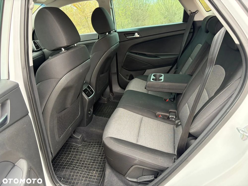 Hyundai Tucson blue 1.6 CRDi 2WD Style - 21