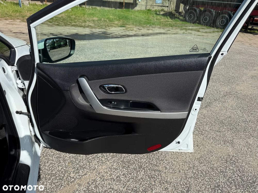 Kia Ceed 1.4 CVVT Dream-Team Edition - 23