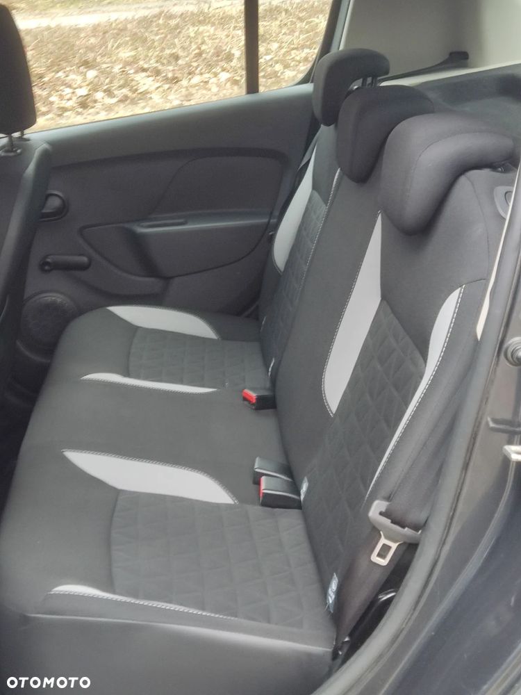 Dacia Sandero Stepway TCe 90 (S&S) Celebration - 17