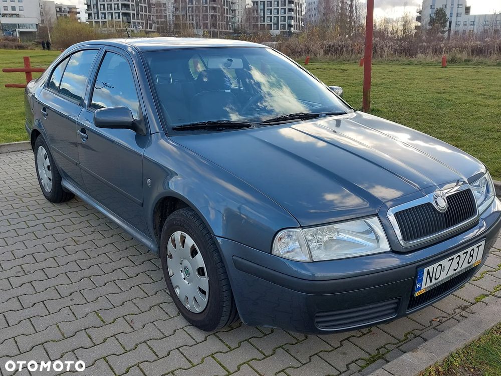 Skoda Octavia 1.6 Classic - 4