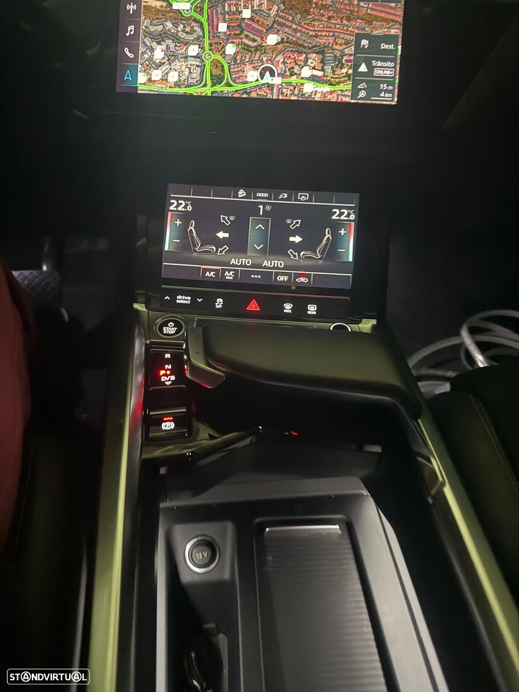 Audi Q8 e-Tron Sportback 50 quattro S line - 14