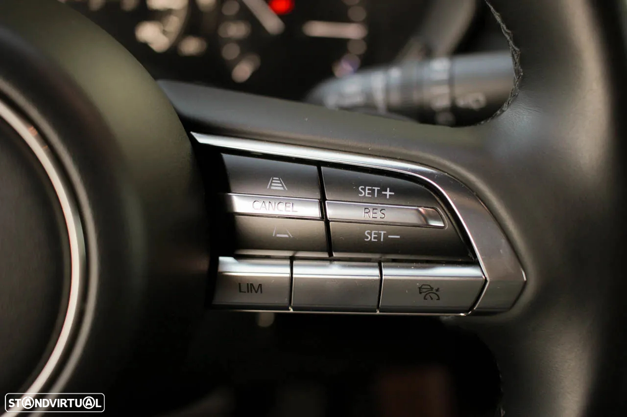 Mazda MX-30 e-Skyactiv Excellence - 18