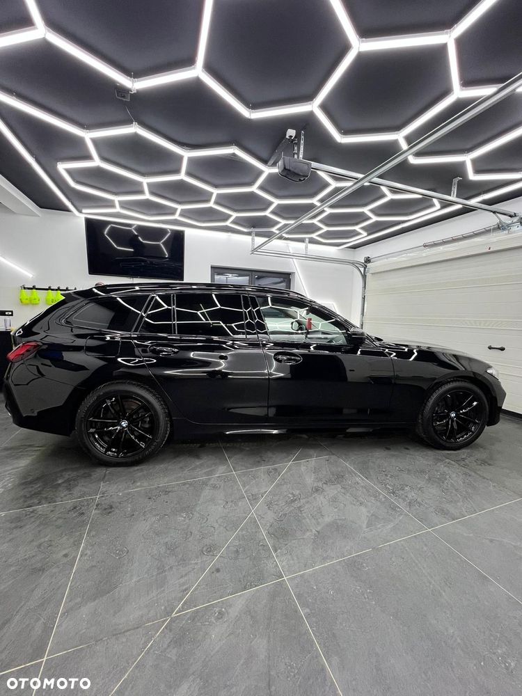 BMW Seria 3 318d - 5