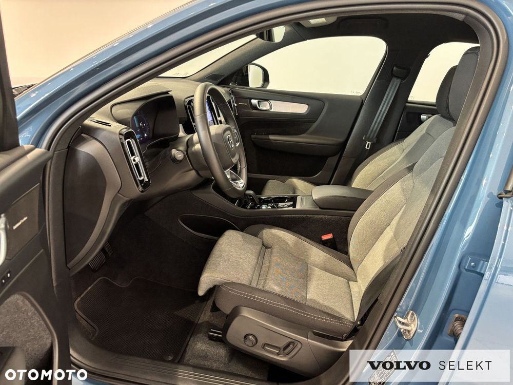 Volvo XC 40 - 22