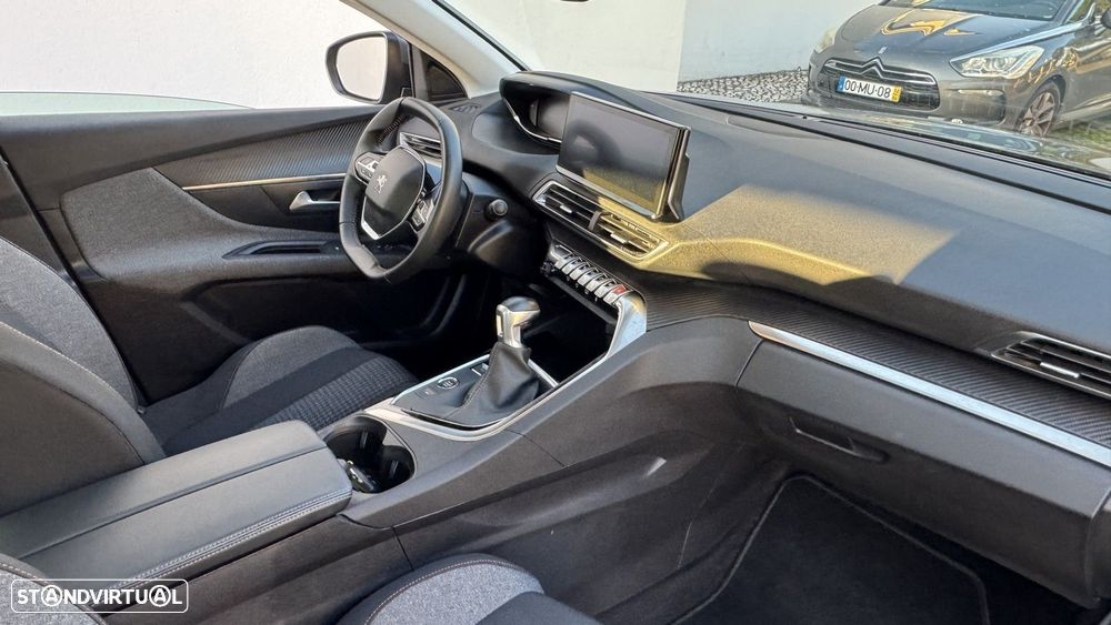 Peugeot 3008 1.2 PureTech Allure Pack - 9