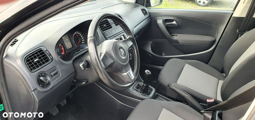 Volkswagen Polo - 7