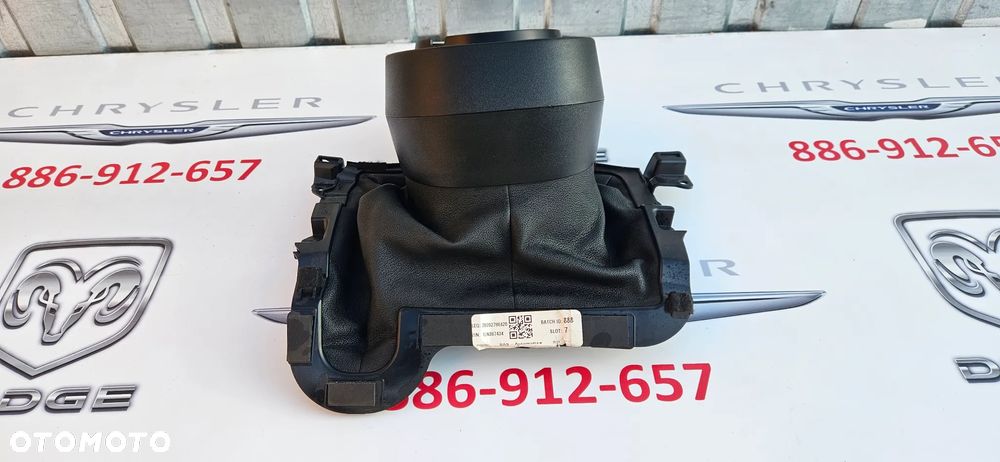 RAM 1500 V 5 2019-  Kompletna obudowa manetki Osłona kolumny kierowniczej 6DZ79TX7AB - 1