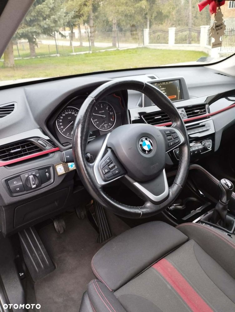 BMW X1 sDrive20d xLine - 19