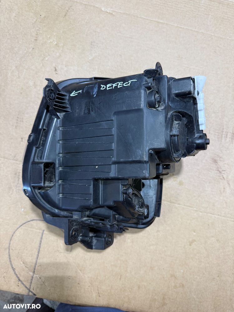 Far dreapta HYUNDAI TUCSON NX4e an 2022 cod N792112020 - 2