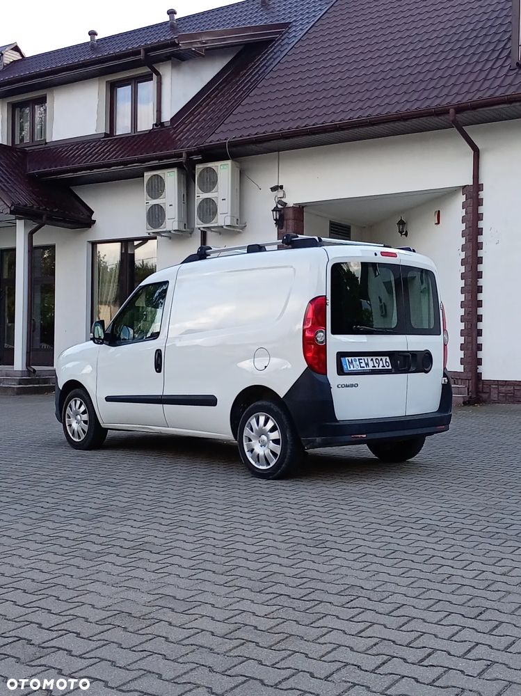 Opel Combo - 20