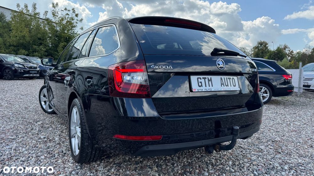Skoda Octavia 2.0 TSI DSG Style - 11