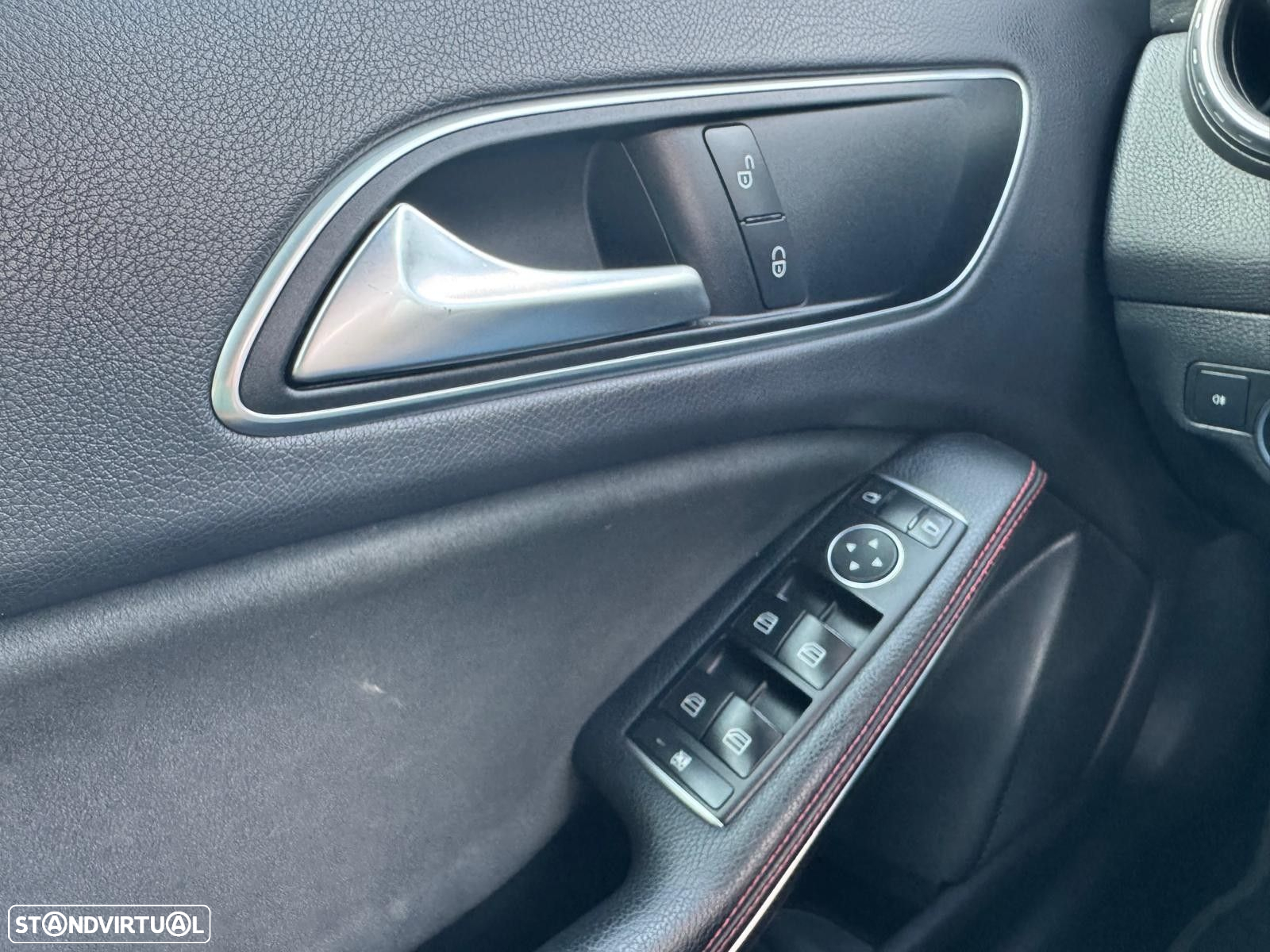 Mercedes-Benz GLA 180 CDi AMG Line - 46