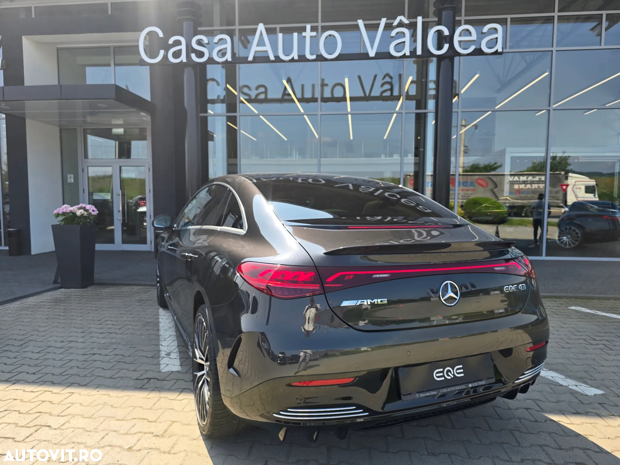 Mercedes-Benz EQE AMG 43 4MATIC - 3