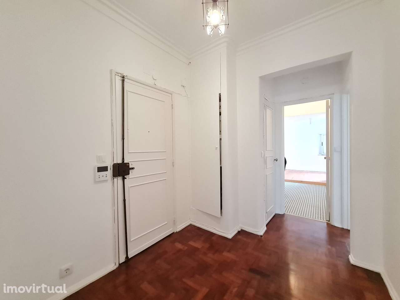 Apartamento T2 | Laranjeiras, Metro - Grande imagem: 3/21