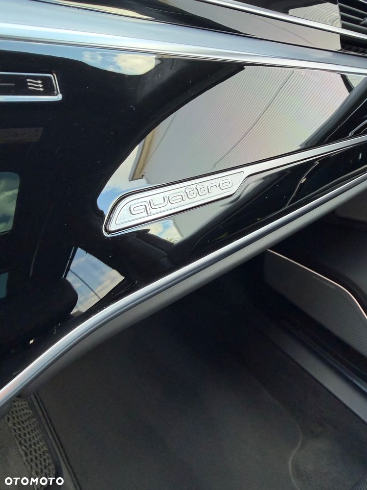 Audi A8 - 27