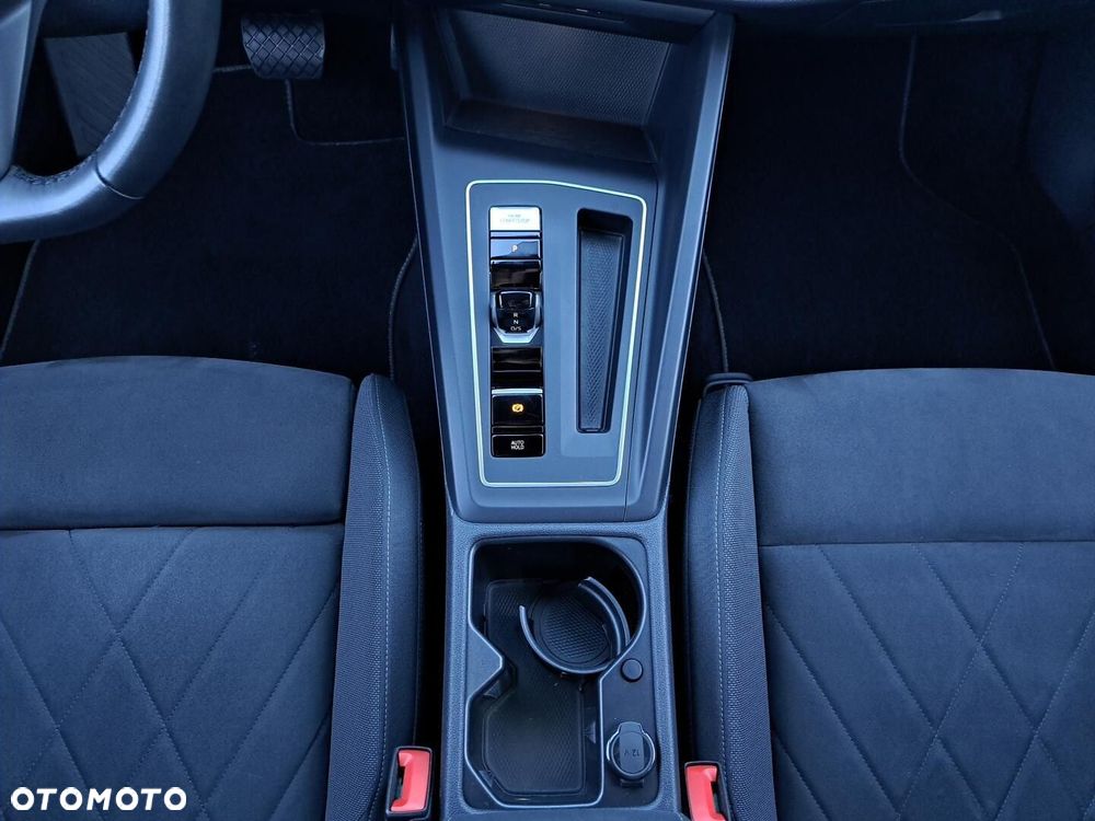 Volkswagen Golf VIII 2.0 TDI Style DSG - 19
