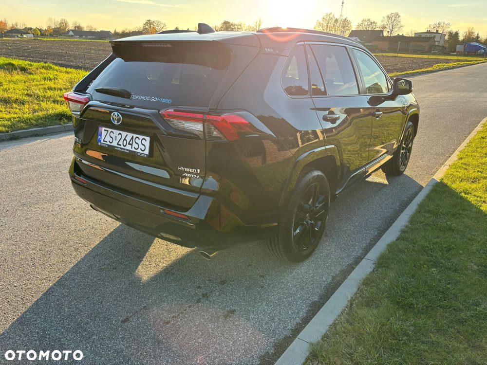 Toyota RAV4 2.5 Hybrid Black Edition by JBL 4x4 - 3