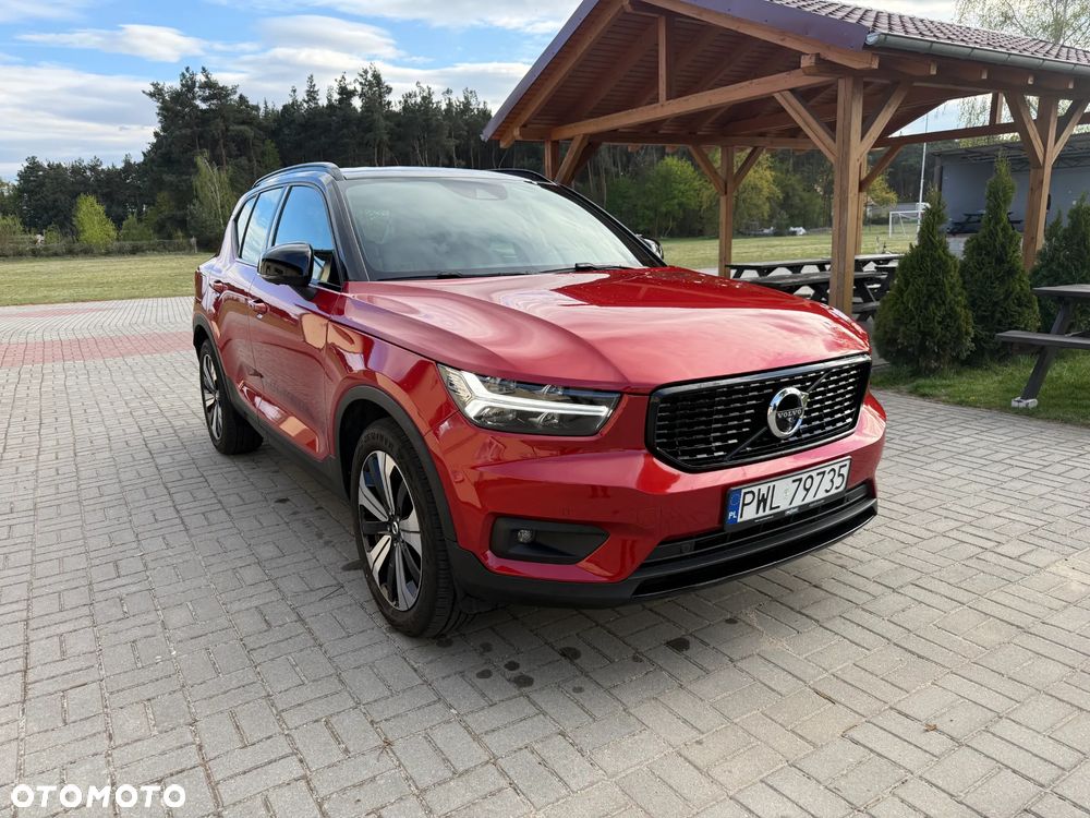 Volvo XC 40 B4 B AWD R-Design - 4