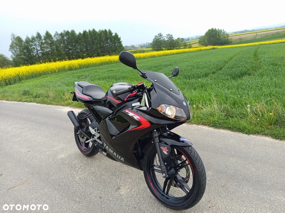 Yamaha TZR - 9