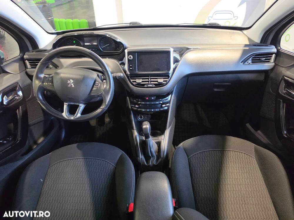 Peugeot 208 1.6 BlueHDi FAP Style - 15