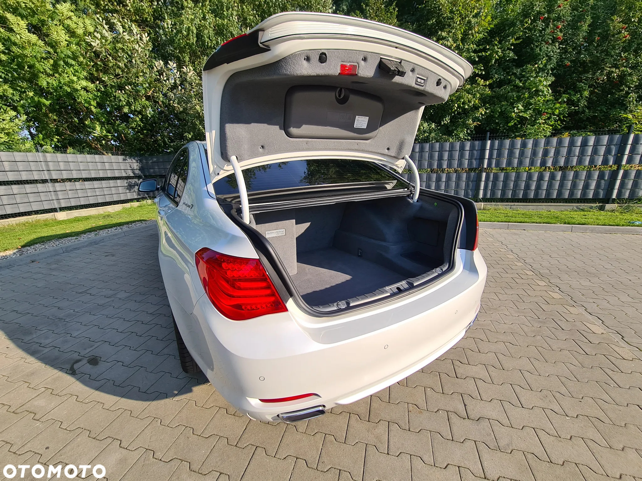 BMW Seria 7 ver-activehybrid - 13