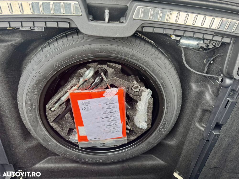 Volvo V90 D5 AWD Geartronic Momentum Pro - 21