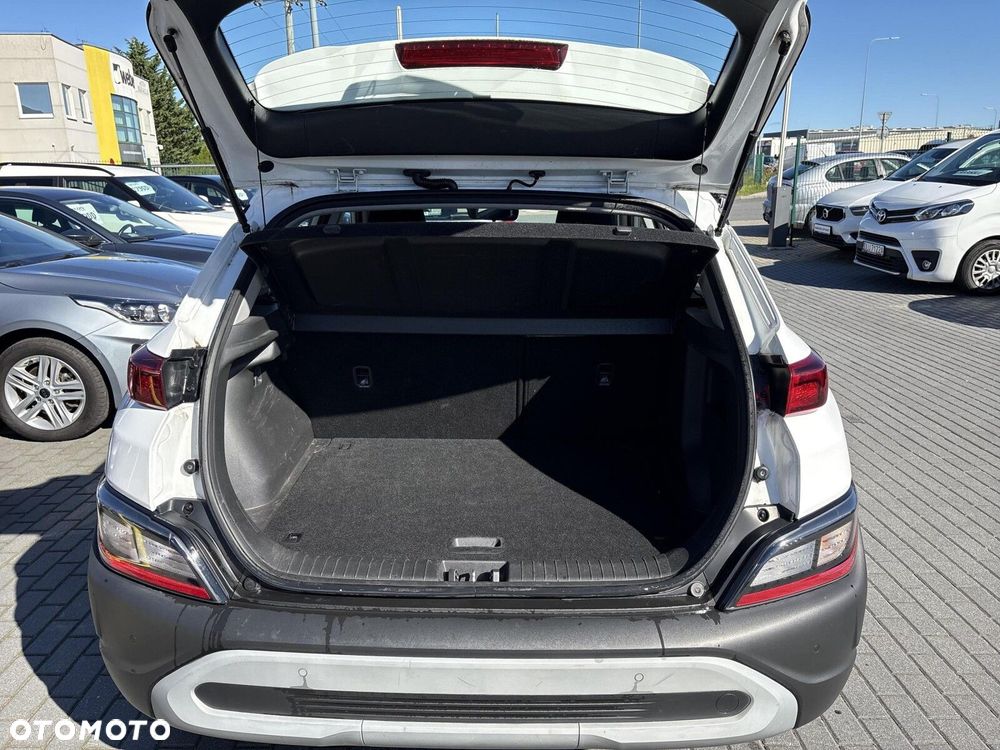 Hyundai Kona - 26