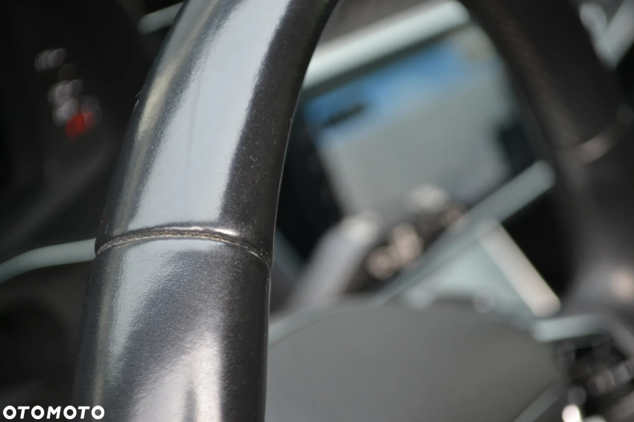 Audi A6 Avant 40 TDI quattro S tronic S line - 25