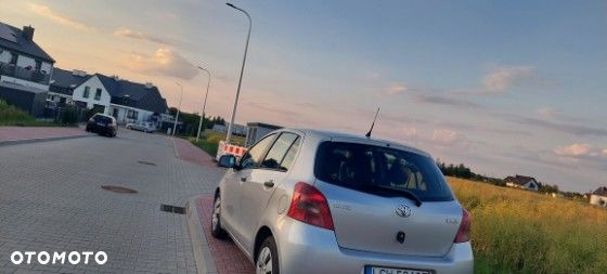 Toyota Yaris 1.4 D-4D Luna - 3