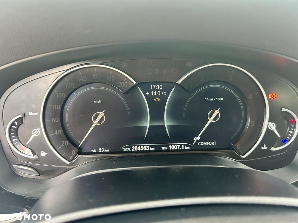BMW Seria 5 520d - 30