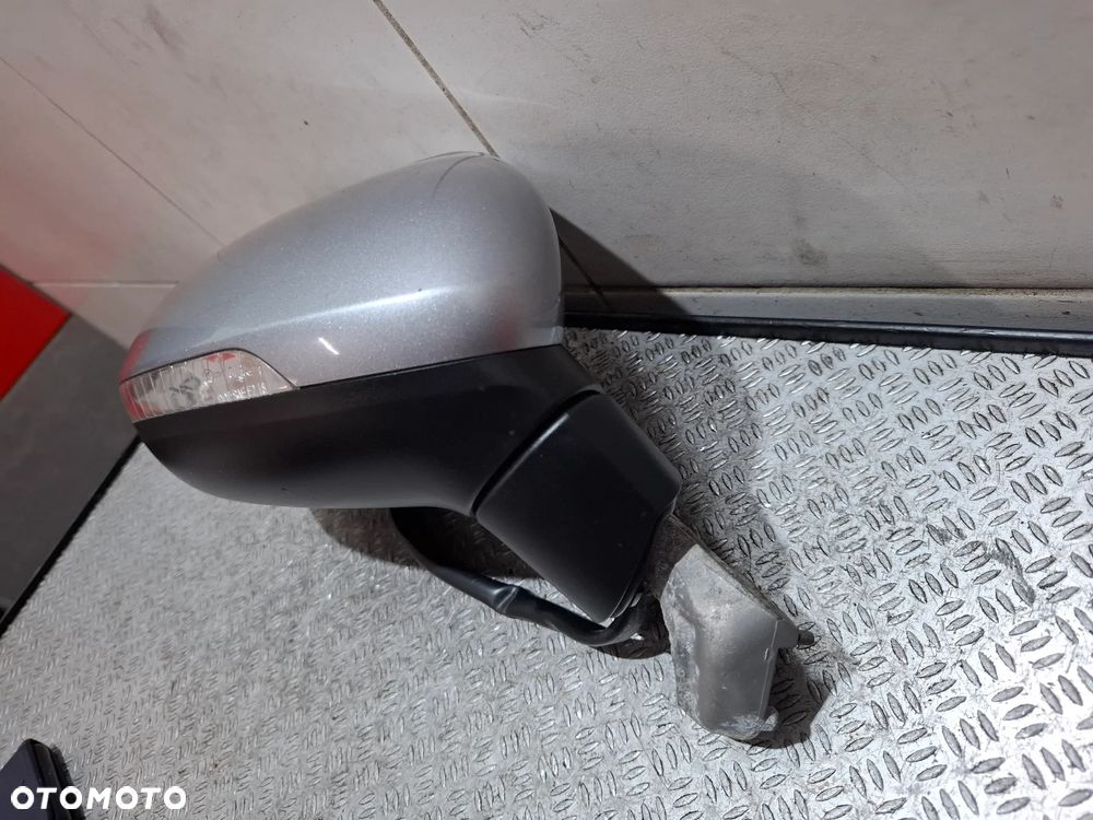 Lusterko przednie prawe pasażera Volkswagen Passat B8 rok 2019 lift kombi nr 0416320 13 PINÓW  kolor LB7SL - 3