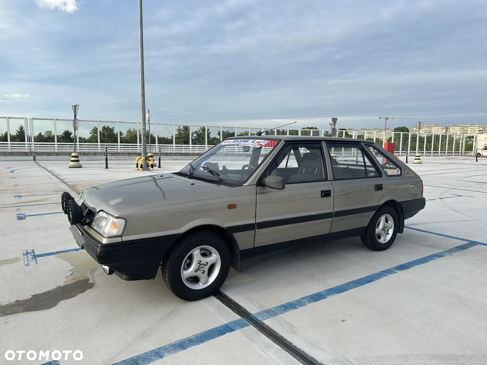 Polonez Caro - 2
