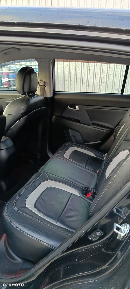 Kia Sportage - 11