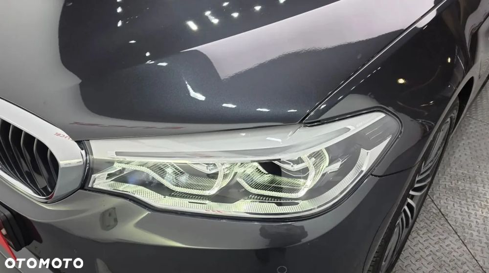 BMW Seria 5 530i xDrive M Sport Edition - 6