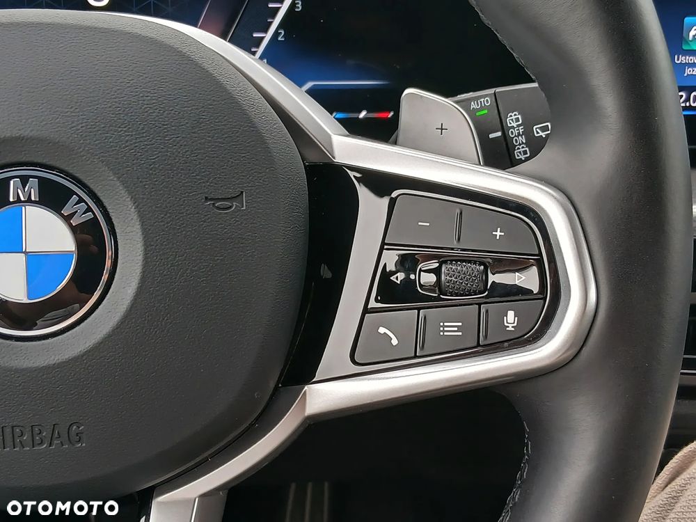 BMW Seria 3 - 32