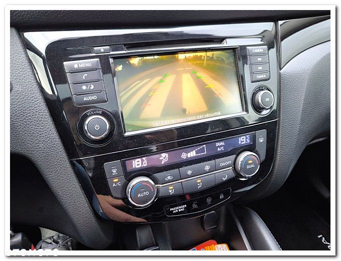 Nissan Qashqai 1.3 DIG-T N-WAY - 33