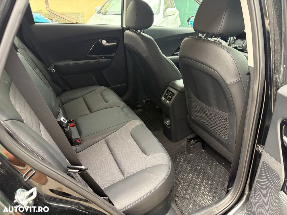 Kia Niro 1.6 GDI 6DCT PHEV Comfort - 26